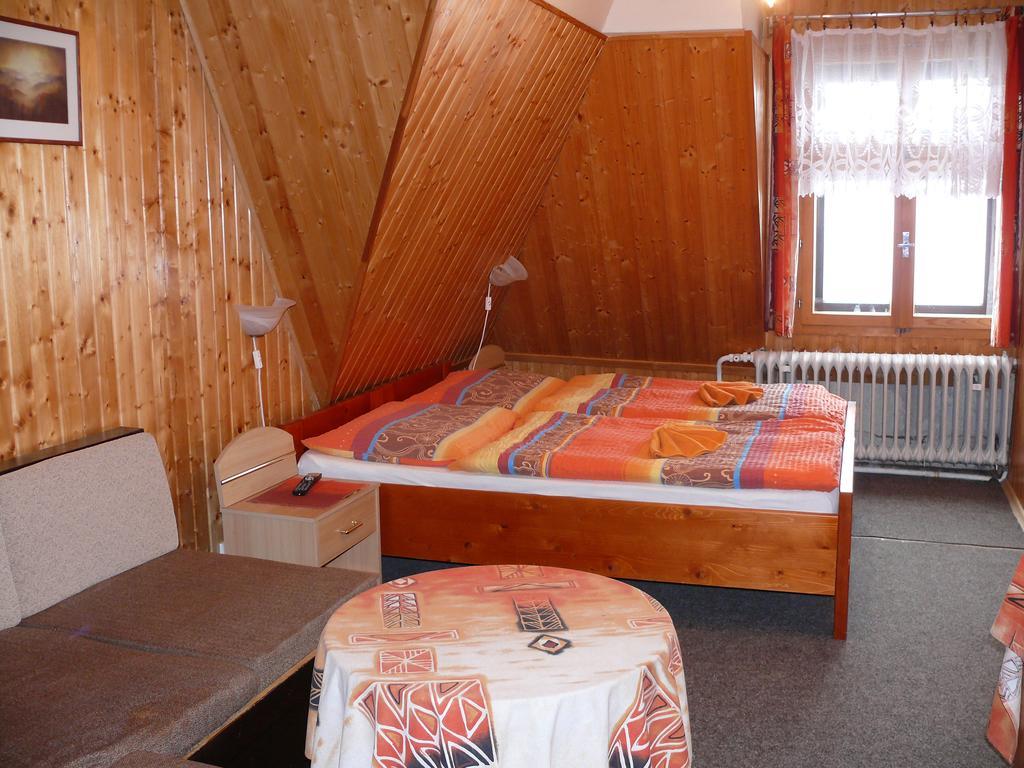 Hotel Radegast Dolní Bečva Стая снимка