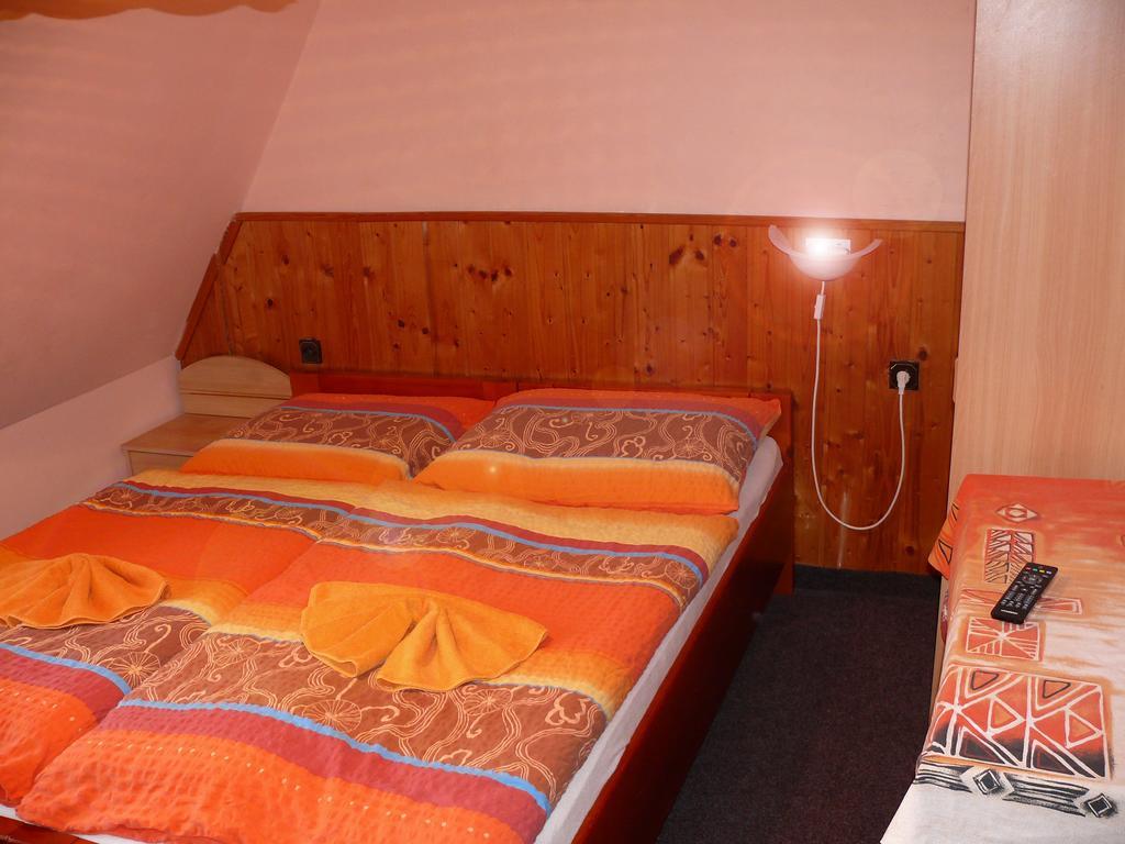 Hotel Radegast Dolní Bečva Стая снимка